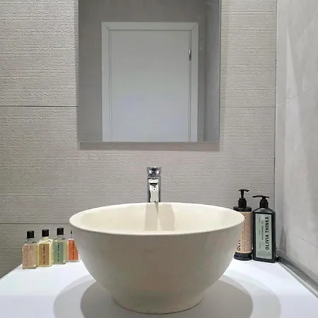 Aelia Living Ii شقة *